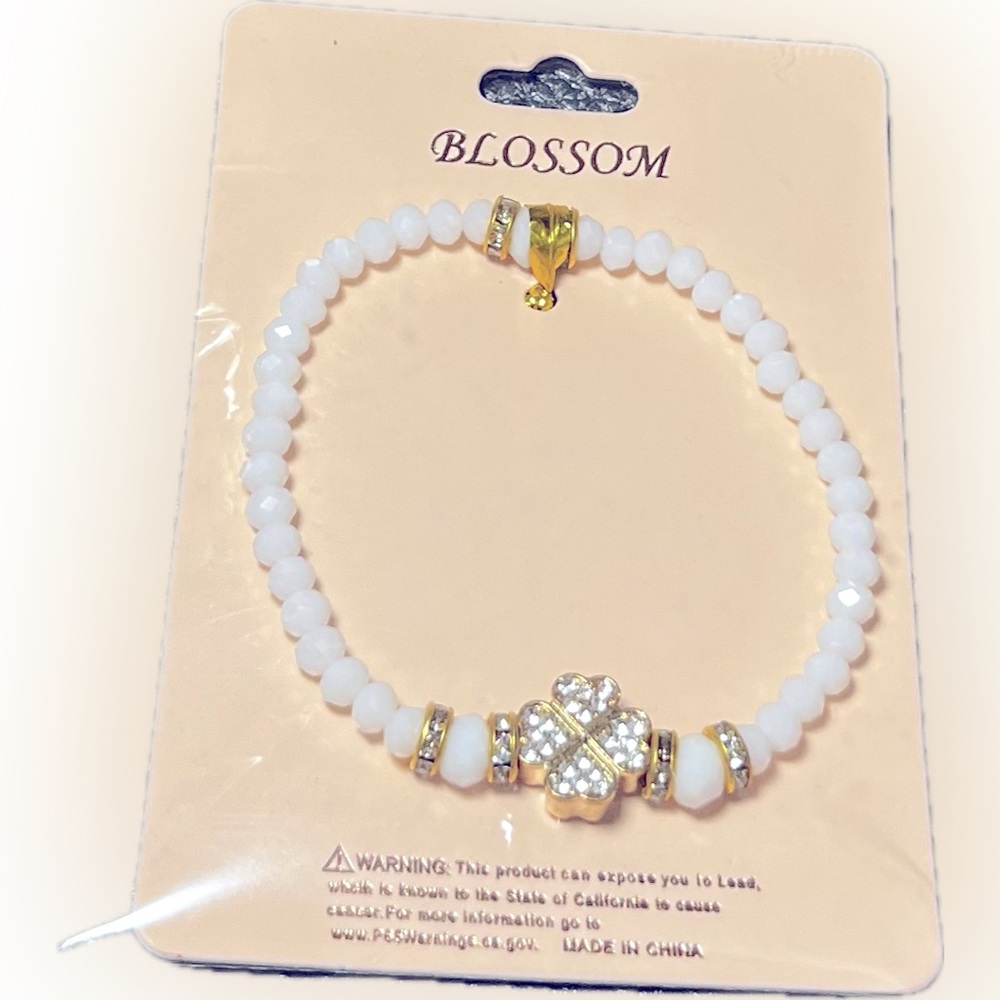 NEW Bracelet Gold Clover Charm with White Beads By Blossom
